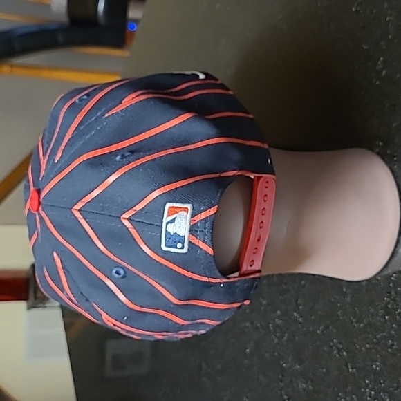 ⚾️Atlanta Braves Hat - Picture 3 of 8